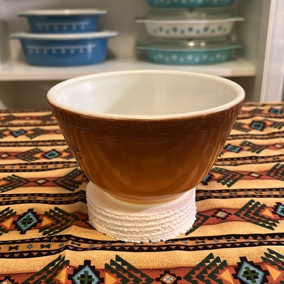 Pyrex Old Orchard 401 Mixing Bowl - Picture 2 of 4